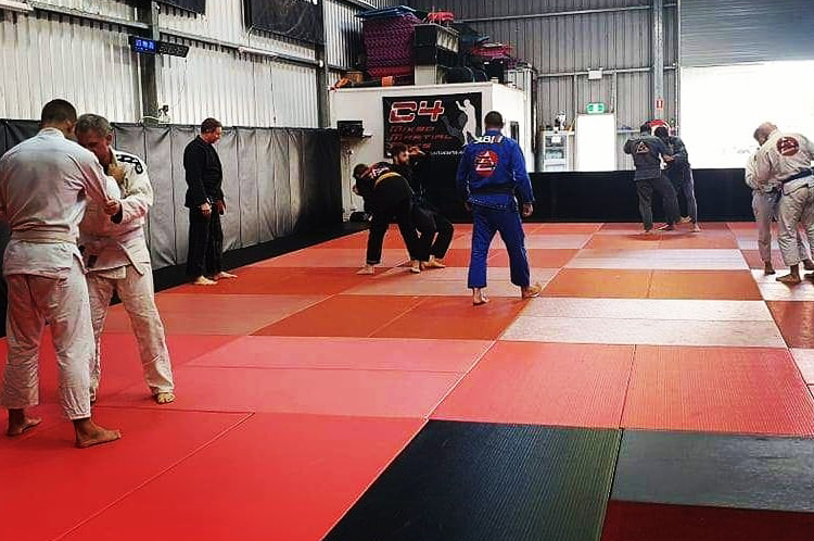 C4 BJJ Coffs Harbour rolling sparring